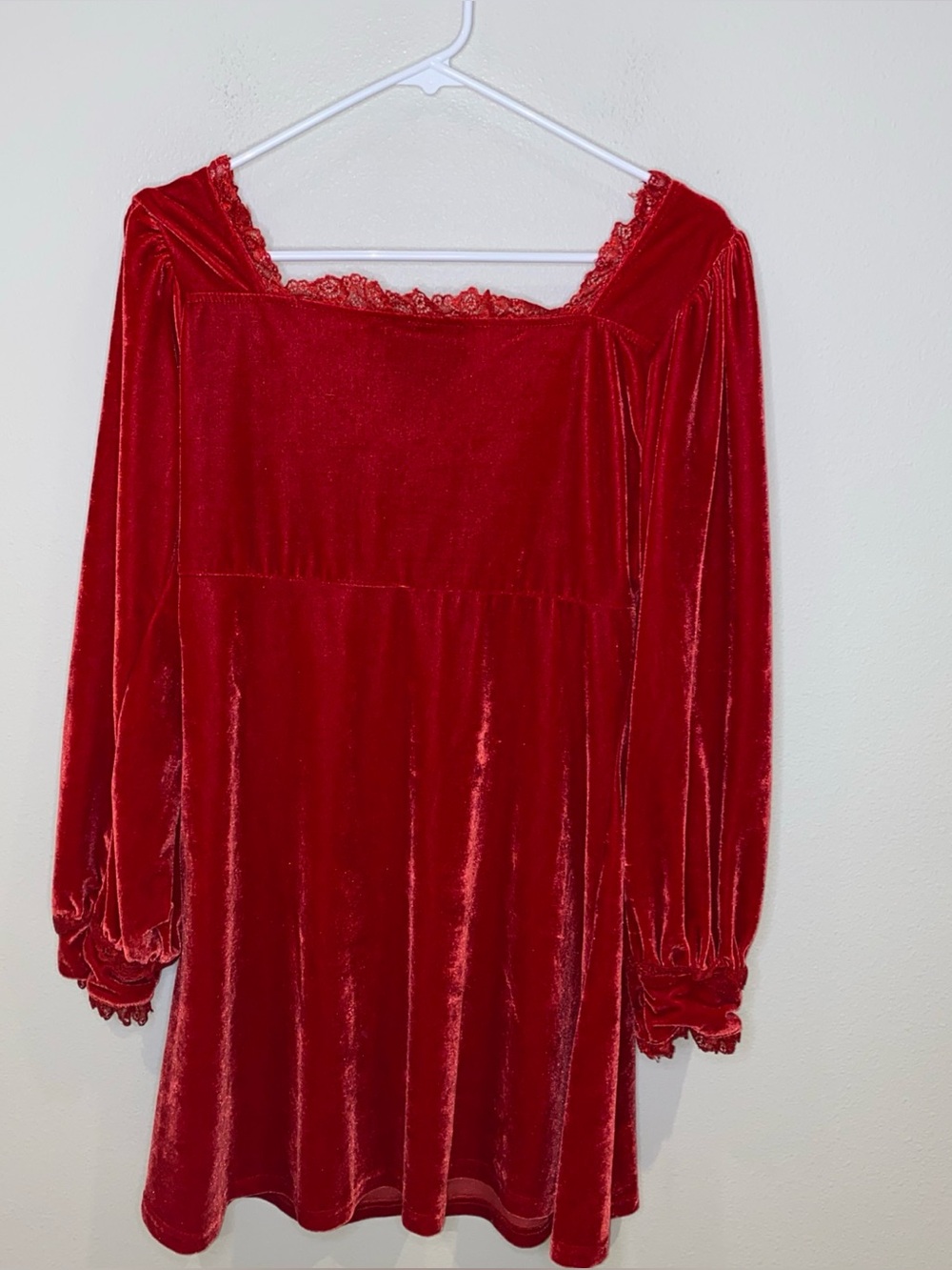 Killstar Witchful Thinking Red Velvet Dress Size M Lace Gothic Scarlet - Picture 5 of 11